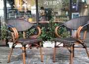 Sáng tạo không gian ngoài trời ấn tượng bằng bàn ghế sân vườn phù hợp