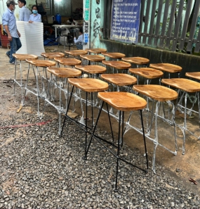 Ghế bar NUNA mặt lõm