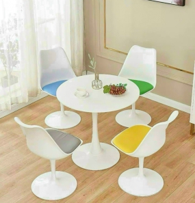 Bộ Bàn Ghế Chân Tulip Nhập Khẩu