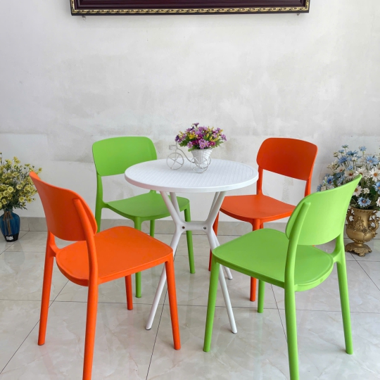 Ghế Nhựa Đúc Mặt Liền Khối 005 Cao Cấp – Bền Đẹp, Giá Rẻ Cho Quán Cafe & Sân Vườn