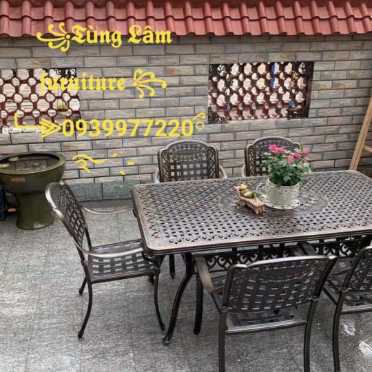 bàn ghế chất liệu nhôm đúc cho sân vườn ngoài trời