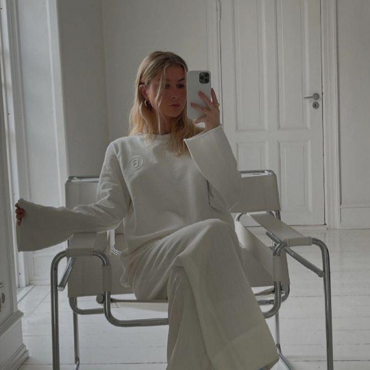  GHẾ THƯ GIẢN ĐỌC SÁCH WASSILY