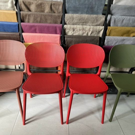 GHẾ NHỰA ĐÚC LỔ 3002