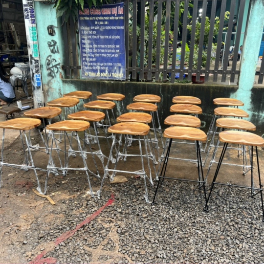 Ghế bar NUNA mặt lõm