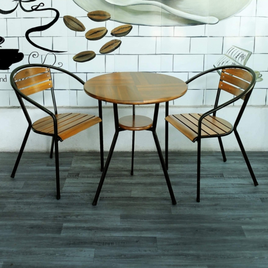 Bàn Ghế Mặt Gỗ Sân Vườn