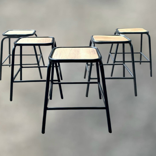 Mẫu ghế phù hợp cho quán cafe, ghế chờ, trường học