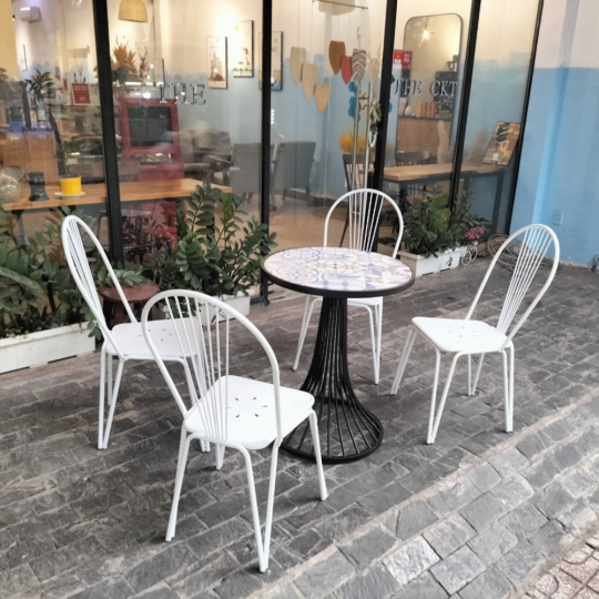 Ghế sắt uốn tolex quạt