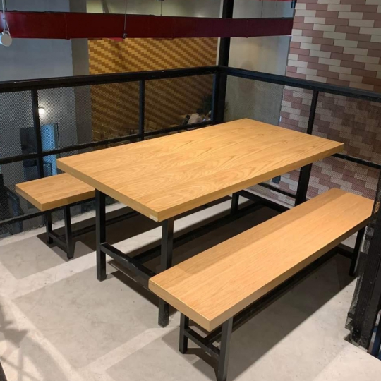 Bàn ghế dành cho quán ăn quán nhậu