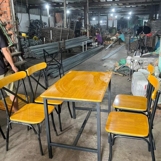 Bàn ghế dành cho quán ăn quán nhậu