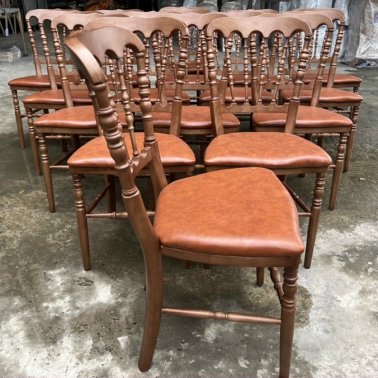 Ghế napoleon Khung gỗ mặt bọc nệm theo yêu cầu