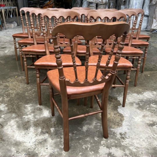 Ghế napoleon Khung gỗ mặt bọc nệm theo yêu cầu