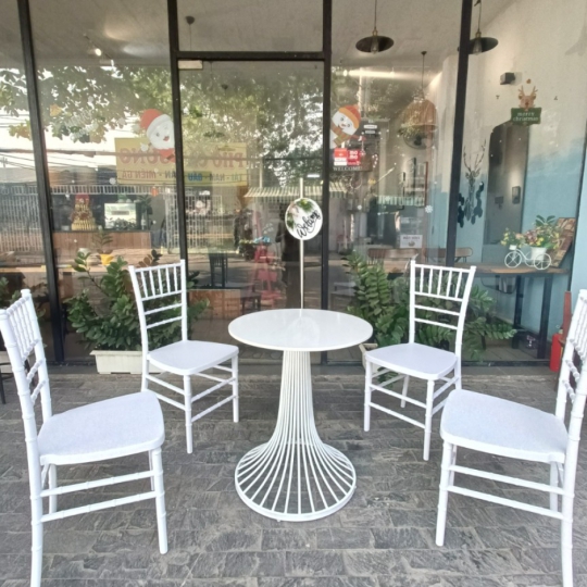 GHẾ TIFFANNY NHỰA PP ĐÚC