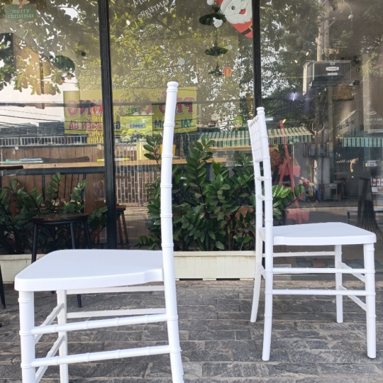 GHẾ TIFFANNY NHỰA PP ĐÚC