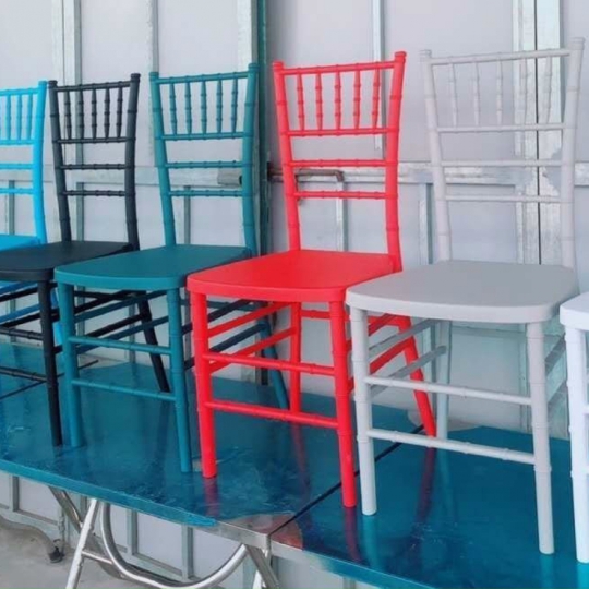 GHẾ TIFFANNY NHỰA PP ĐÚC