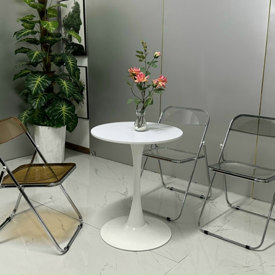 ghế mặt nhựa trong suốt khung inox 304