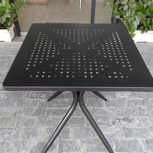 BÀN NGOÀI TRỜI FULL SẮT CACA 8TL50