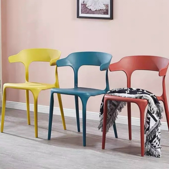 GHẾ BULL 3001 NHỰA PP ĐÚC