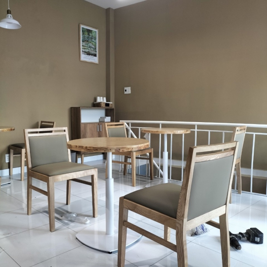 Bàn Ghế Gỗ Tròn Coffee